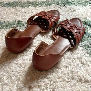Universal Thread Brown Woven Sandals
